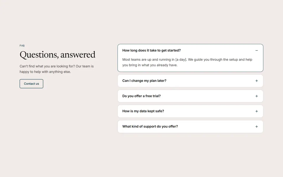 Preview of the “Intro and accordion in two columns” section pattern with its placeholder content